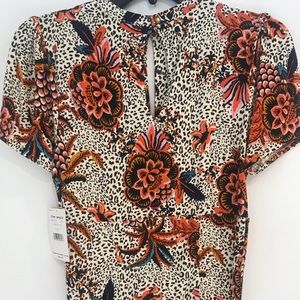 Free people top size small. NWT